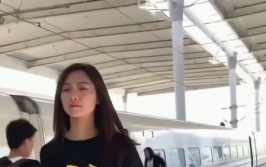 加小姐姐好友表情图动态,揭秘加小姐姐好友表情图背后的魅力